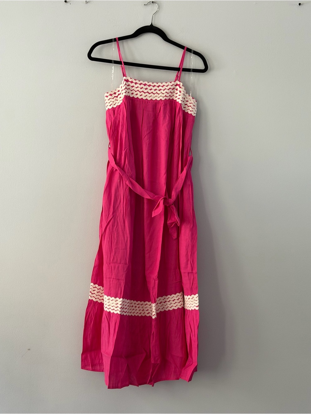 Entro Maxi Pink Spaghetti-Strap Dress with Ivory RikRak